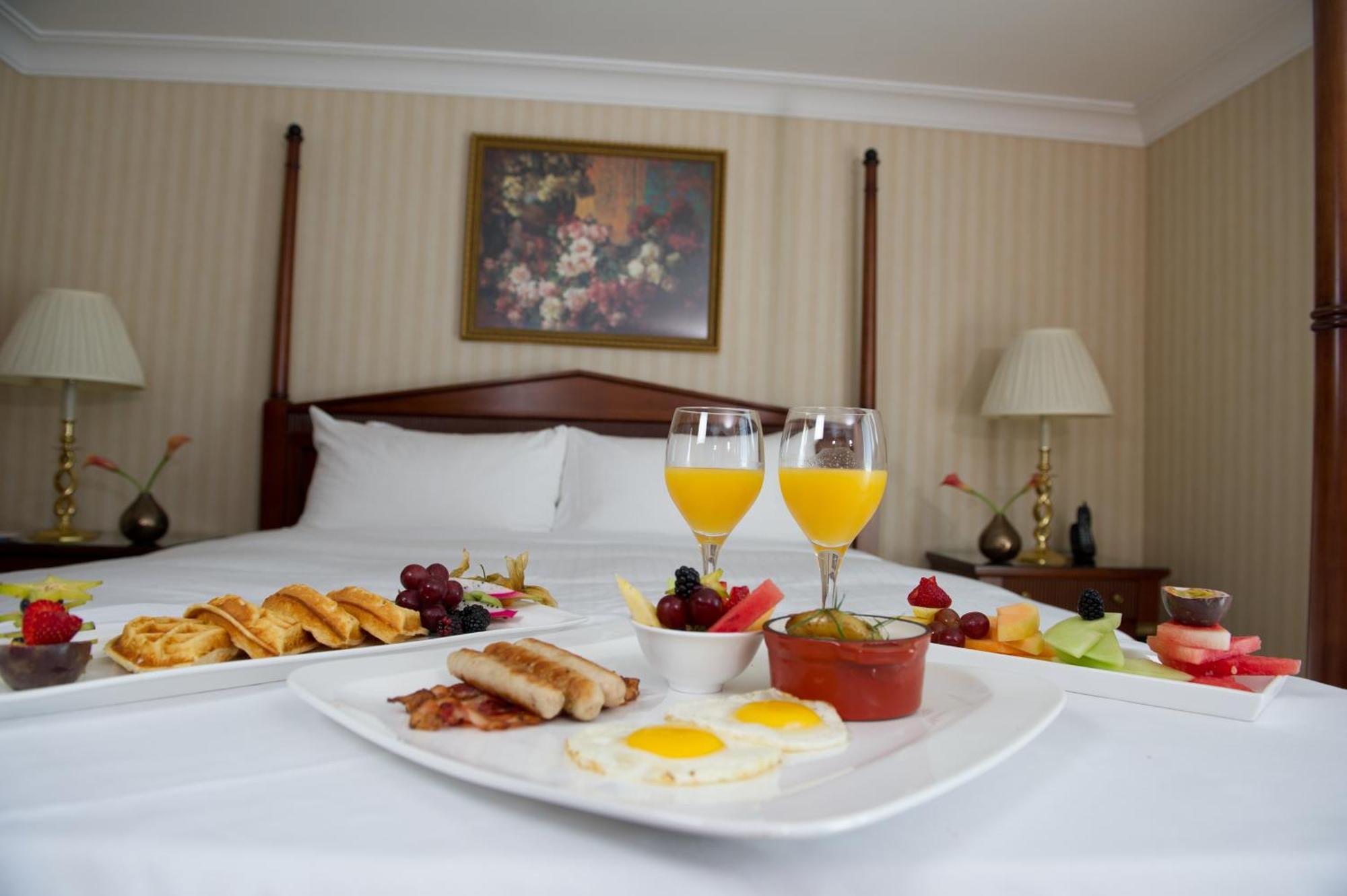 The Waterside Inn Mississauga Ruang foto